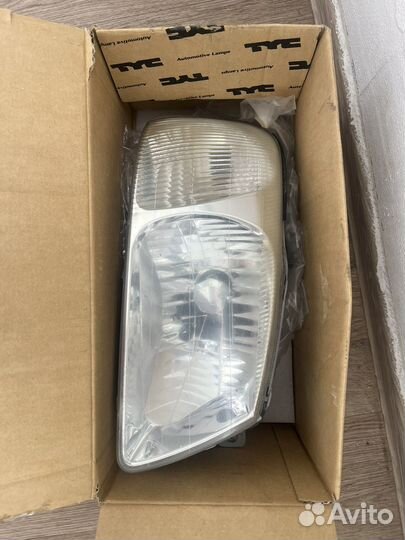 Hyundai accent правая фара