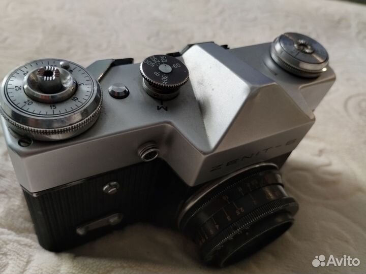Плёночный фотоаппарат zenit-в