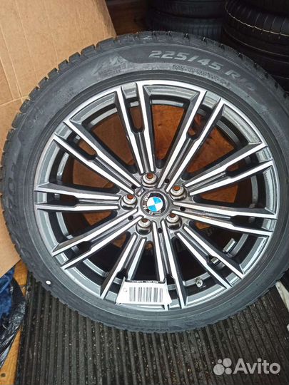 Новые оригинальные зимние колёса R18 BMW G20 G21 G