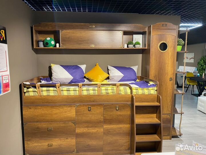 Комплект детской мебели 