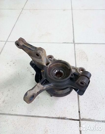 Кулак передний левый Kia Picanto 3 JA