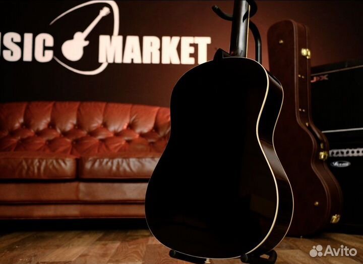 Классическая гитара Belucci