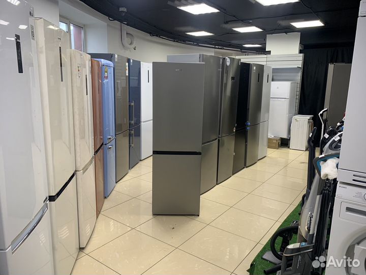 Холодилтник новый серый