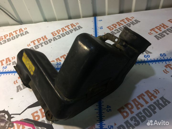 Хендай Тибурон Абсорбер воздушного фильтра