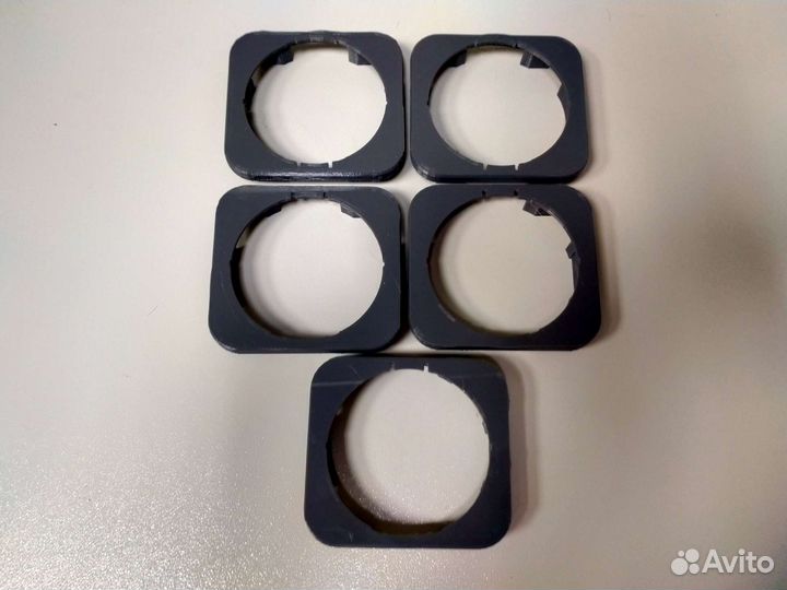 Переходники под дефлекторы на УАЗ Патриот(комплект