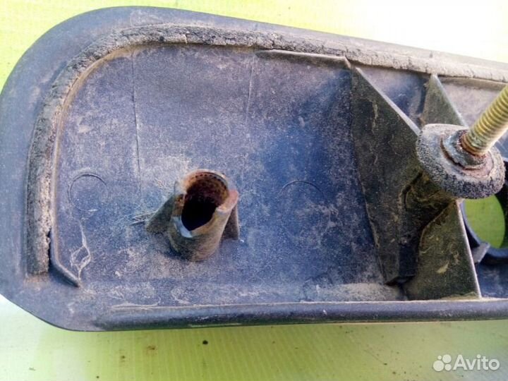 Накладка двери багажника Toyota Matrix 1.8 2ZZ