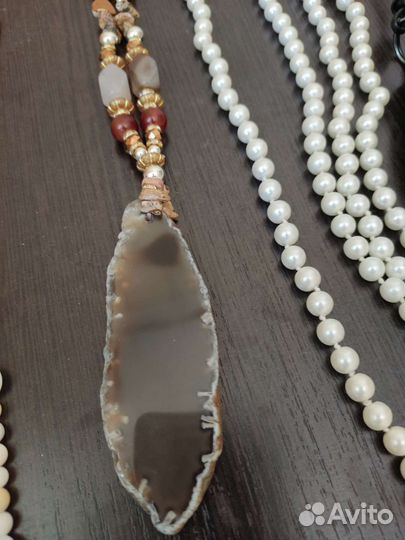 Бусы из натуральных камней