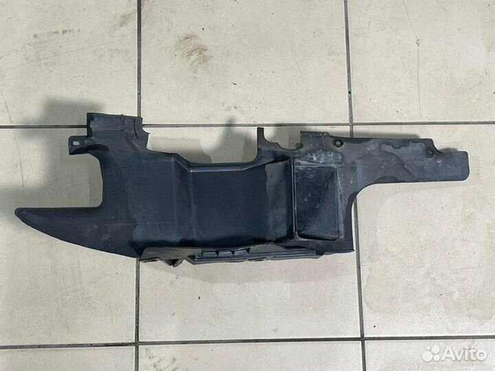 Воздуховод охлаждения тормозов передний левый Bmw