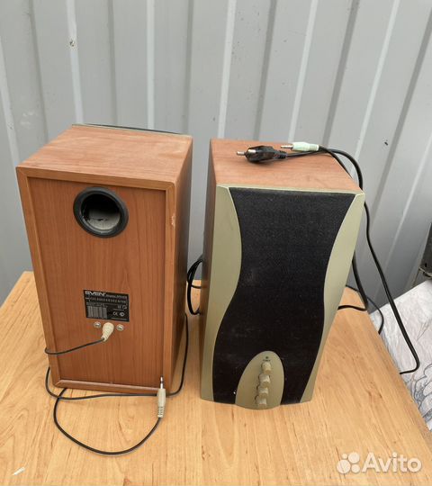 Колонки для компьютера Sven sps-678