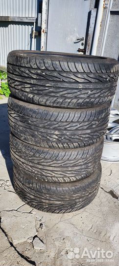 Maxxis MA-Z4S Victra 255/45 R20 105V