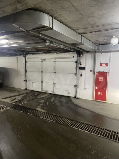 Машиноместо, 14 м²