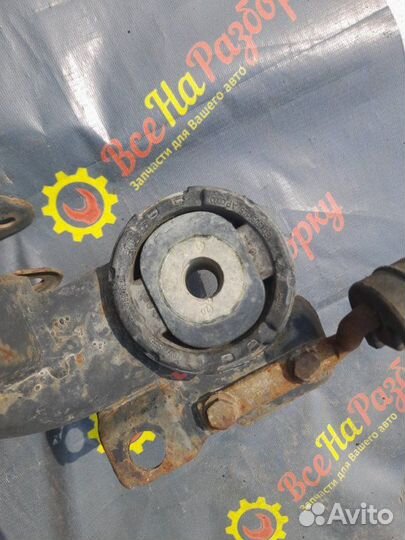 Подрамник задний Audi A4 седан 1.8 2005