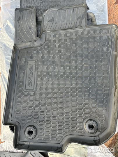Коврики Toyota Rav4 xa40