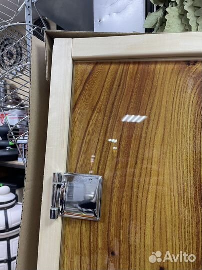 Дверь стеклянная для бани