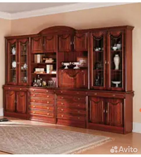 Буфеты и серванты