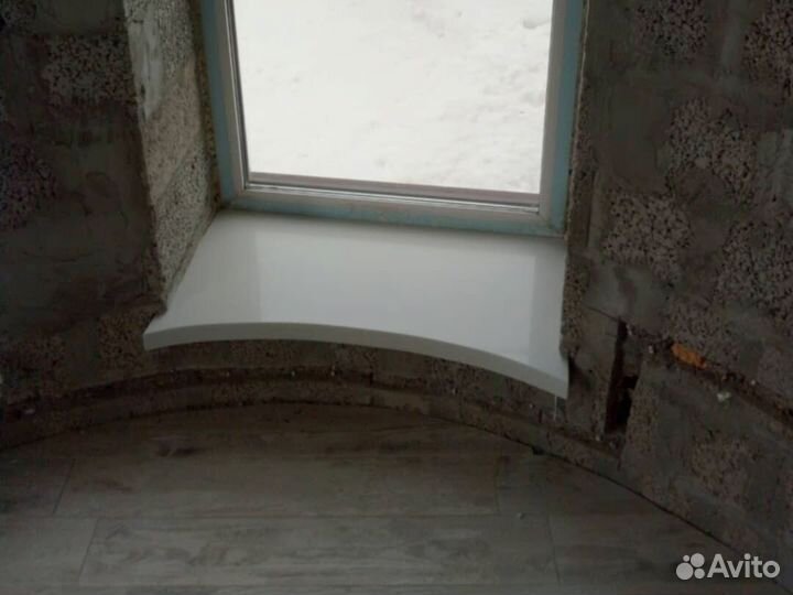 Акриловый подоконник