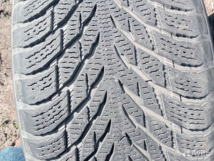 Nokian Tyres Hakkapeliitta R3 245/45 R19