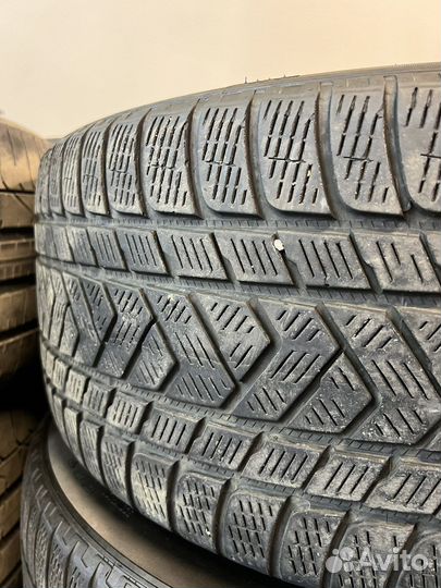 Pirelli Scorpion Winter 285/40 R22