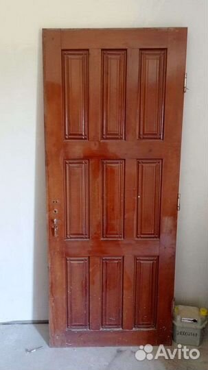 Дверь входная, деревянная, массив, груша