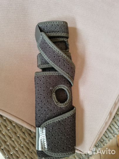 Бандаж лучезапястный