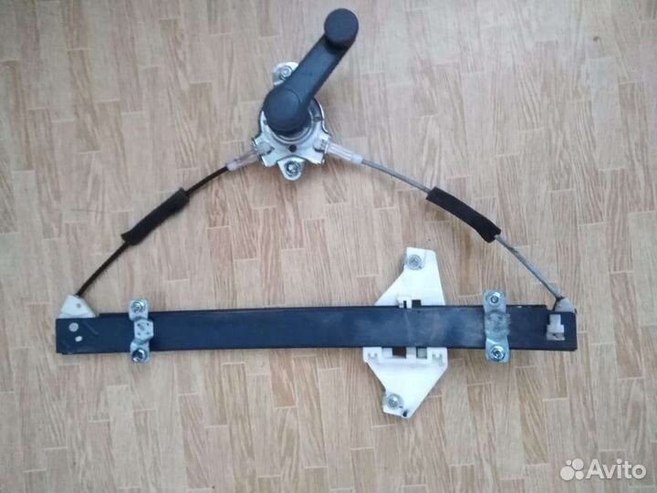 Стеклоподъемник accent,focus