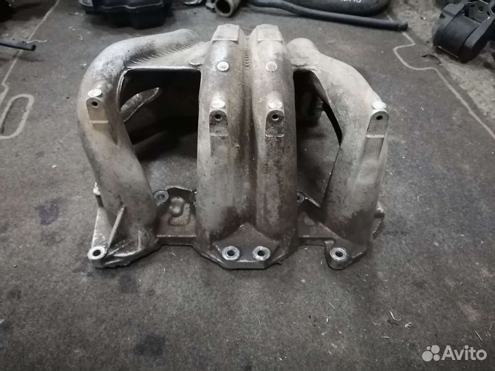 Коллектор впускной Renault scenic 1 1,6