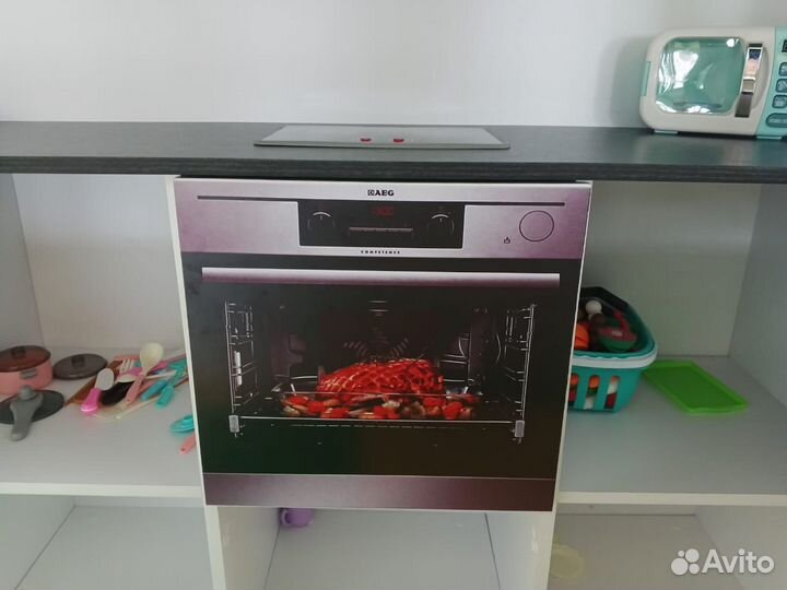 Печать на холсте банеров, наклеек люой сложности