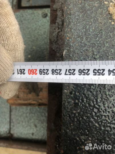 Дверь металлическая двухстворчатая в гараж