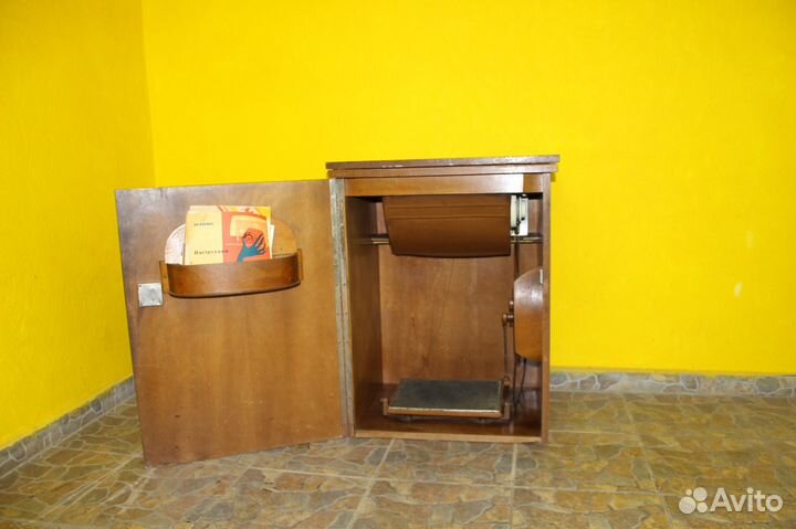 Швейная машинка veritas