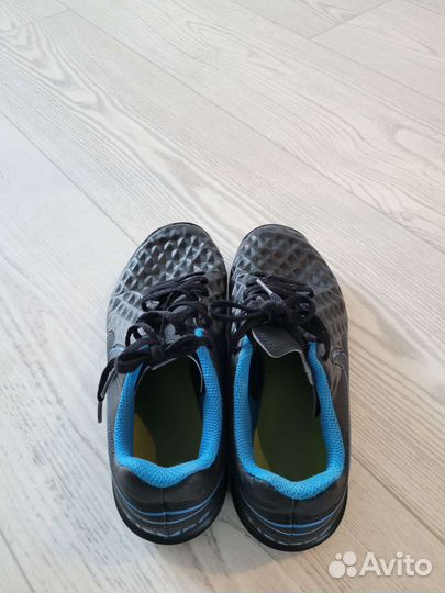 Футбольные бутсы 35 размер