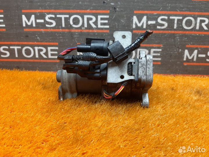 Мотор раздаточной коробки Volkswagen Touareg 7L