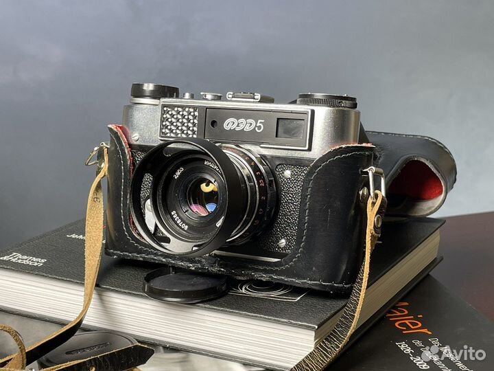 Плёночный фотоаппарат фэд 5