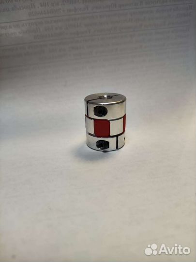 Кулачковая виброгасящая соединительная муфта