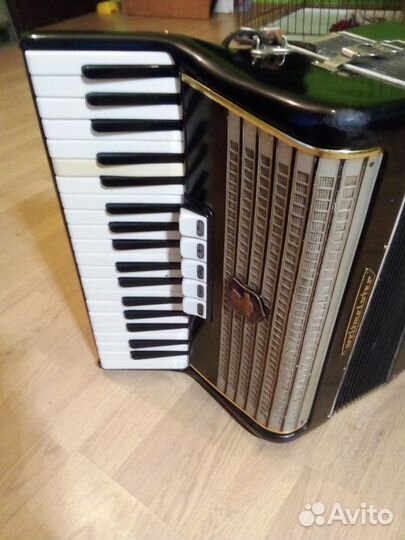 Аккордеон Weltmeister Festival 7/8 1957 г. ГДР, об