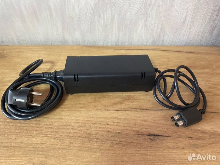 Xbox 360, kinect, и геймпад с проводом usb 3.0