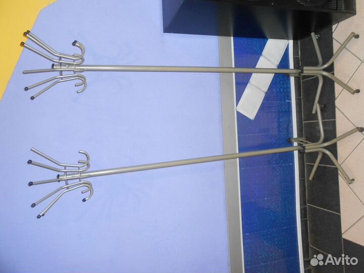 Продаю столы и стулья