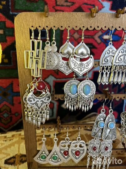 Серьги, браслеты