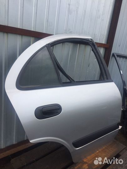 Дверь задняя левая правая Nissan Almera N16