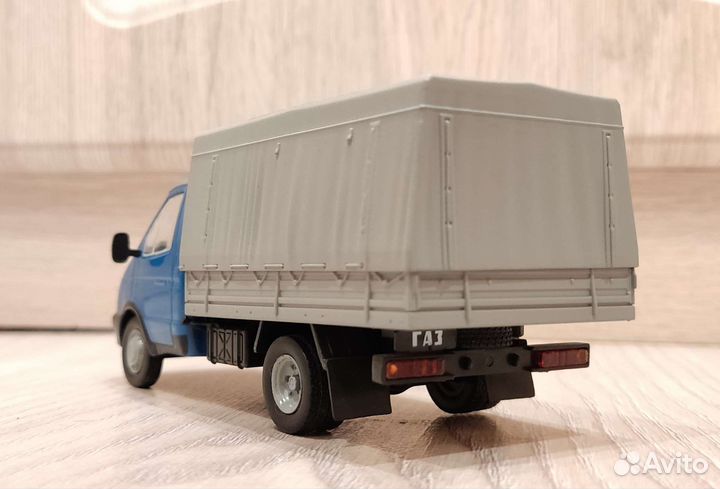 Газ-3302 Газель 1/43
