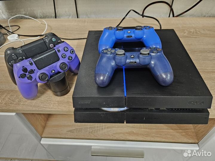 Sony playstation 4 PS4 pro 1tb с играми