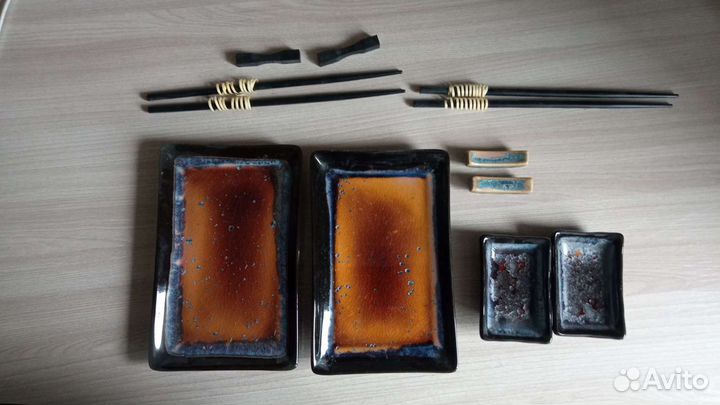 Новый набор посуды для суши и роллов