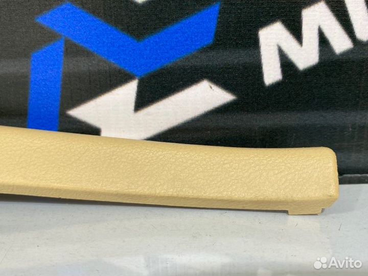 Обшивка салона передняя левая Volkswagen Touareg