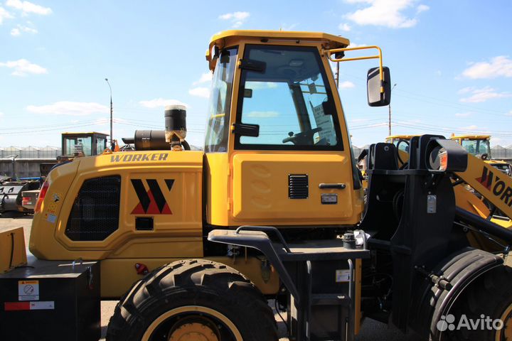 Фронтальный погрузчик Worker ZL30, 2023