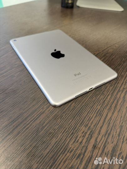 Apple iPad mini 4 16Gb WiFi