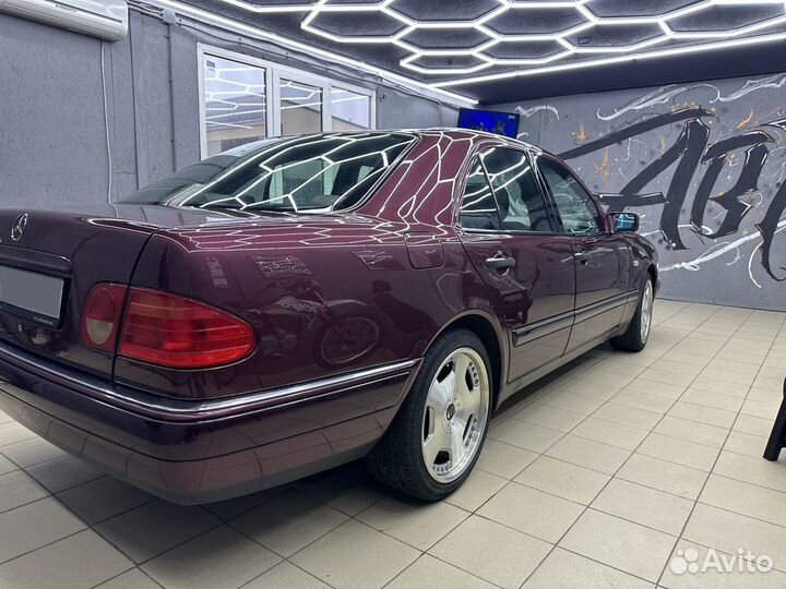 Mercedes-Benz E-класс 2.0 МТ, 1996, 275 000 км