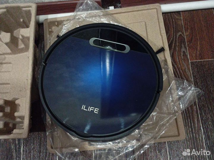 Робот пылесос