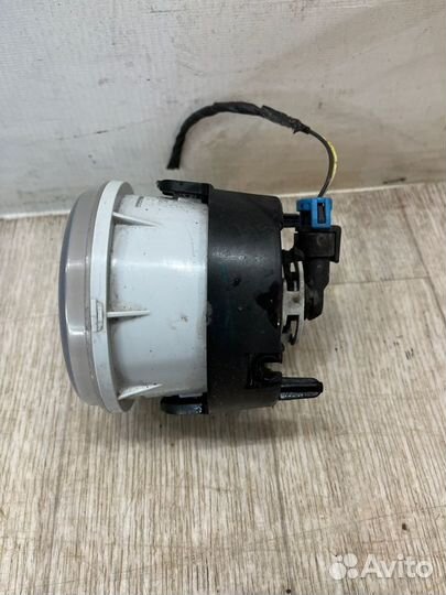 Фара противотуманная передняя Dodge Caliber 2007