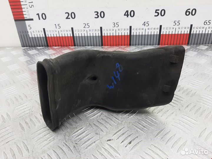 Патрубок воздушного фильтра Ford Kuga 2011