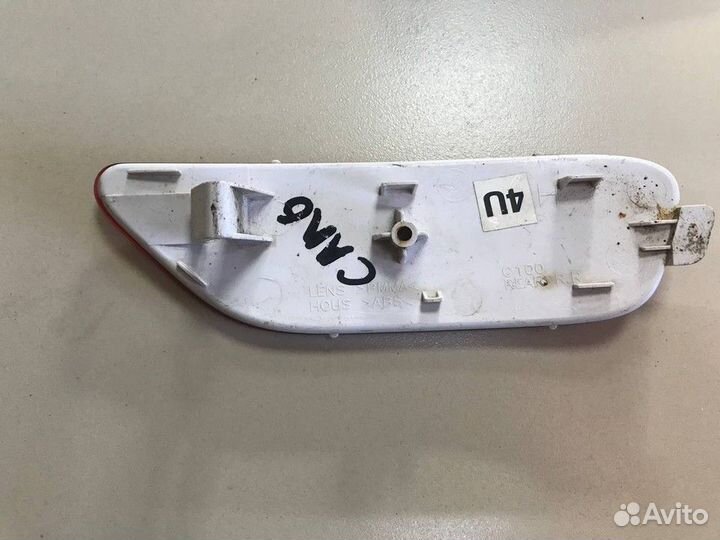 Светоотражатель в бампер задний левый