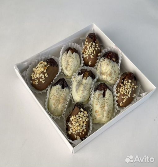 Финики в шоколаде